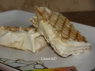 Rețetă Napolitane cu crema alba de vanilie pufoasa si crocanta