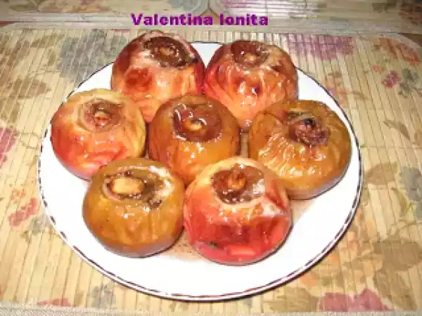 Rețetă Mere coapte umplute cu smochine