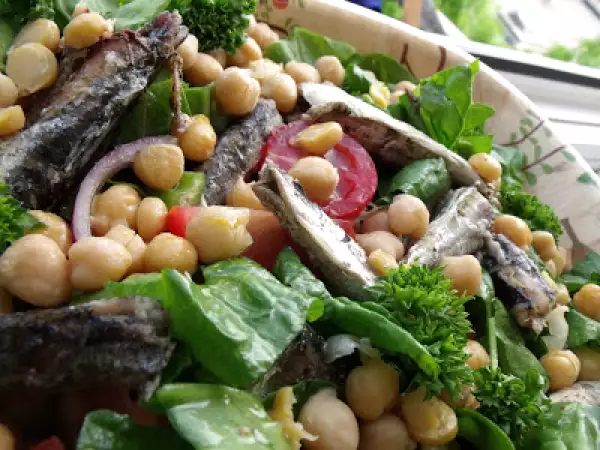 Rețetă Salată de sardine și năut (sardines & chickpeas salad)
