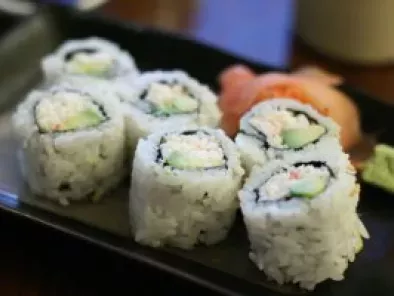 Rețetă California sushi rolls