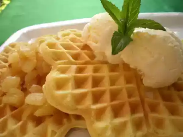 Rețetă Wafe cu ananas si inghetata