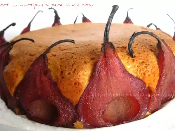 Rețetă Tort cu martipan si pere in vin rosu
