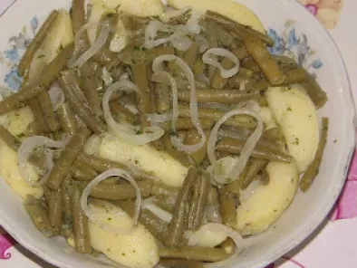 Rețetă Salata de fasole verde cu cartofi