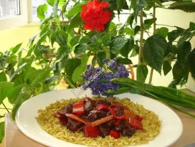 Rețetă Vita picanta in vin rosu cu garnitura de orez curry
