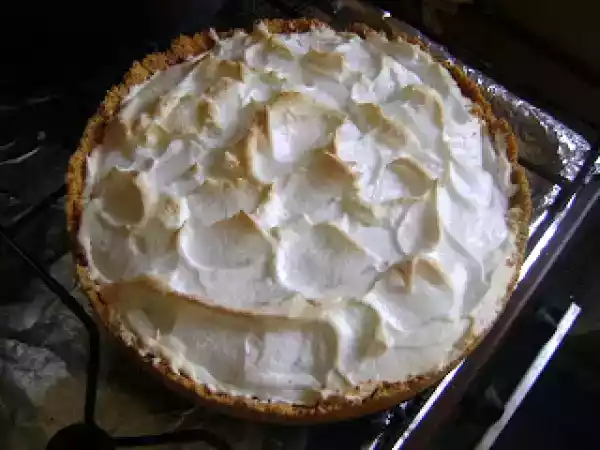 Rețetă Tarta cu lamaie si merengue