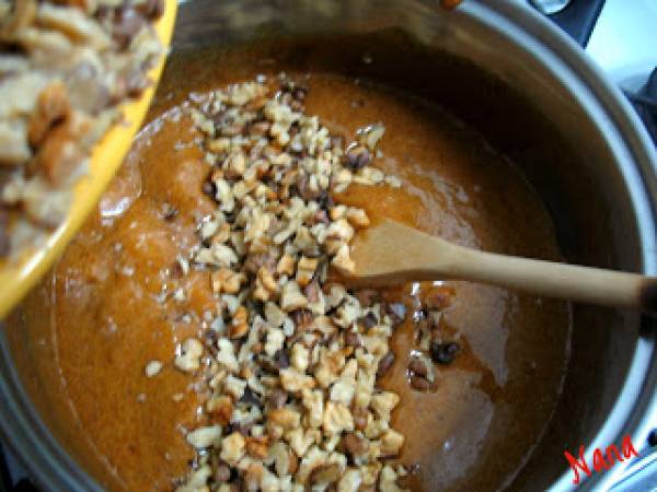 PRAJITURA SNIKERS - Preparare etapa 4