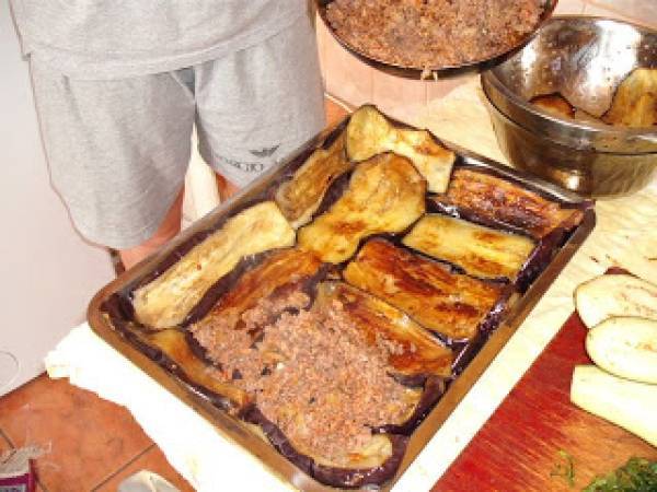 MUSACA DE VINETE CU CARNE - Preparare etapa 4