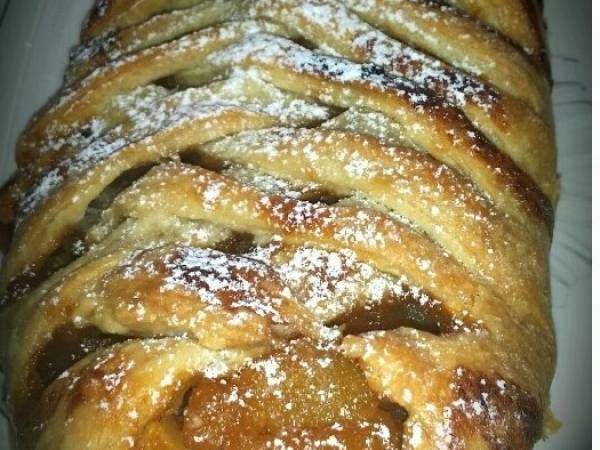 Ștrudel cosiță cu mere si pere - Preparare etapa 6