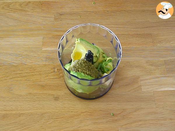 Carbonara cu avocado - Preparare etapa 2