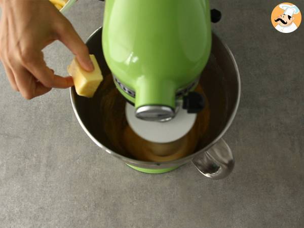 Panettone cu ciocolata - Preparare etapa 3