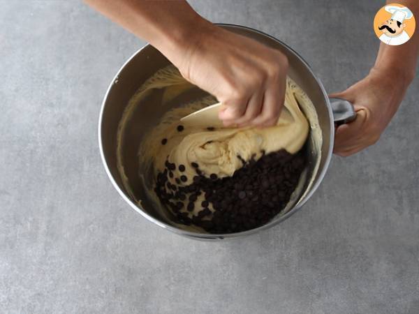 Panettone cu ciocolata - Preparare etapa 4