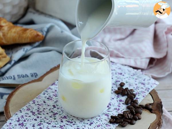 Cafea Dalgona - Preparare etapa 2