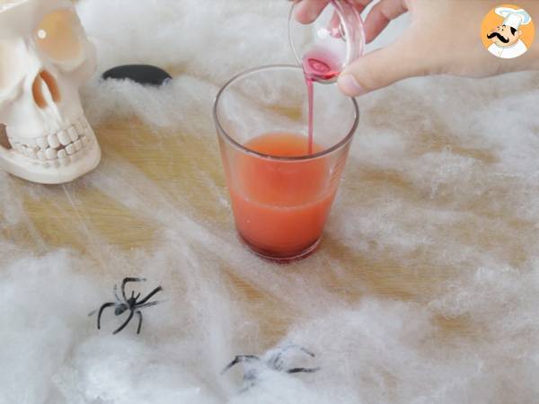 Cocktail sangeros de Halloween (fara alcool) - Preparare etapa 2