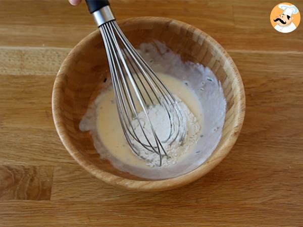 Waffe de cartofi - Sandwich de waffe cu somon afumat si crema de branza - Preparare etapa 1