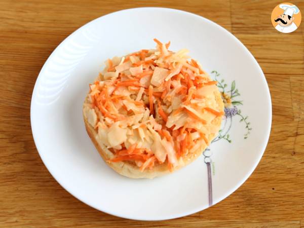 Sandwich bagel, curcan, salata de varza si ou - Preparare etapa 1