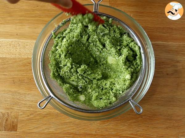 Terrine de dovlecei si somon afumat - Preparare etapa 2