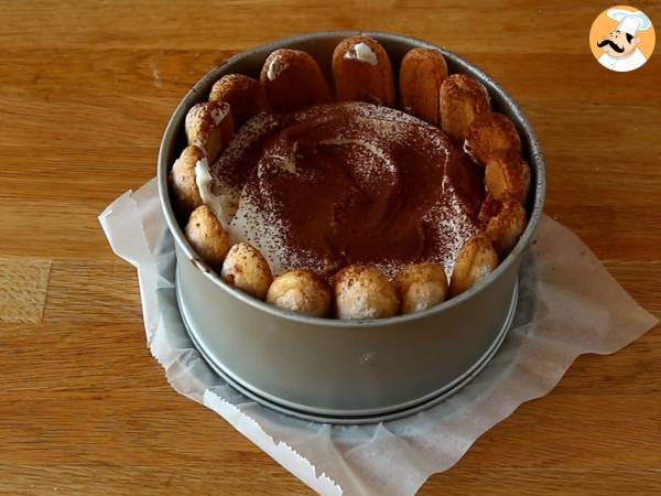 Sarlota in stil Tiramisu fara oua - Preparare etapa 5