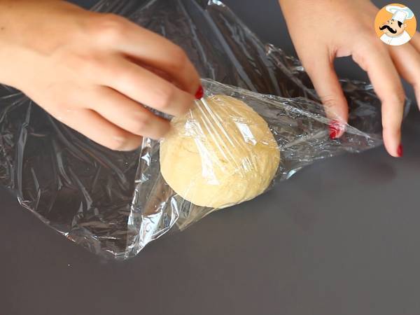 Paste Caramelle, ravioli în formă de bomboane, umplutute cu dovleac și ricotta - Preparare etapa 3