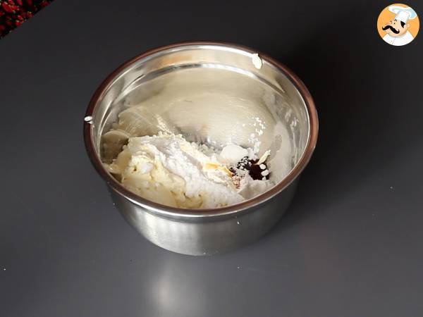 Pandoro sub forma de brad - Preparare etapa 3