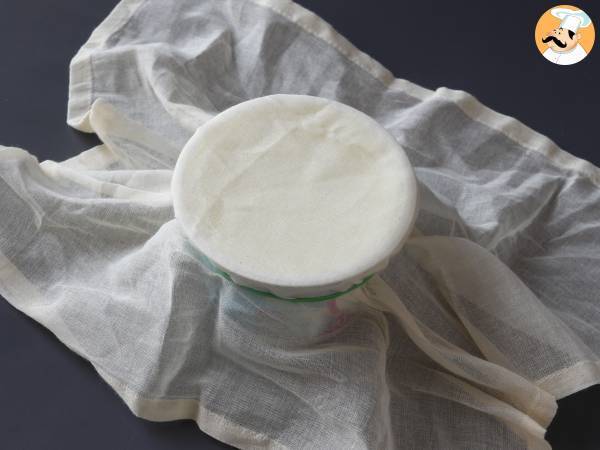 Cum să faci Skyr de casă? Rețeta ușoară și economică! - Preparare etapa 2