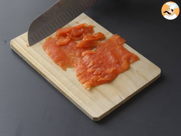 Tartă de vară super răcoritoare: ricotta, castraveți și somon afumat - Preparare etapa 6