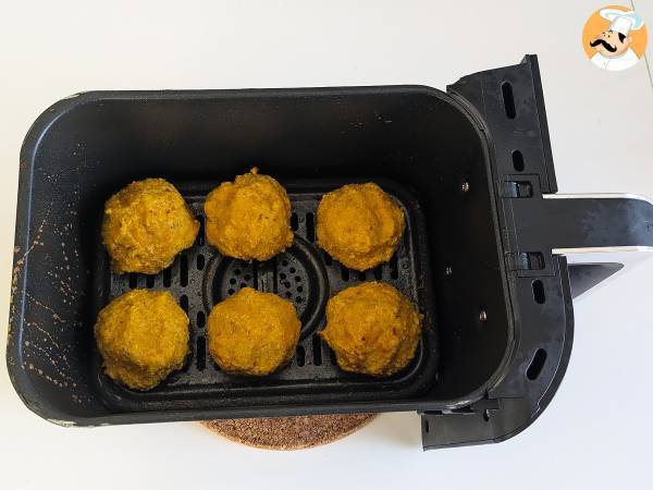 Chifteluțe de dovleac în Air Fryer - Preparare etapa 7