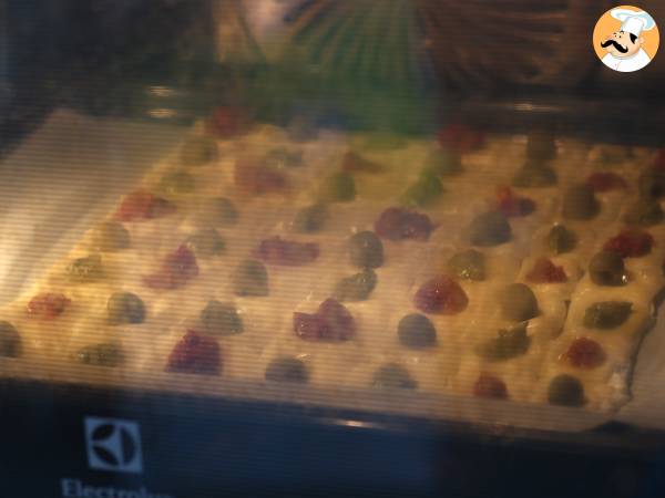 Mini aperitive din foitaj - pentru un aperitiv minunat! - Preparare etapa 7