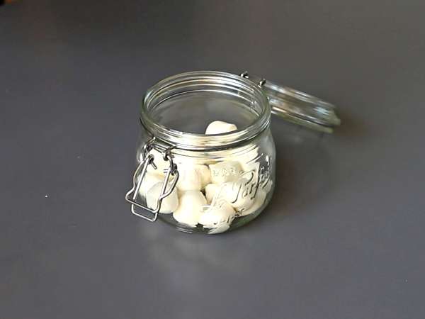 Bile de mozzarella marinate pentru aperitiv sau salată! - Preparare etapa 1