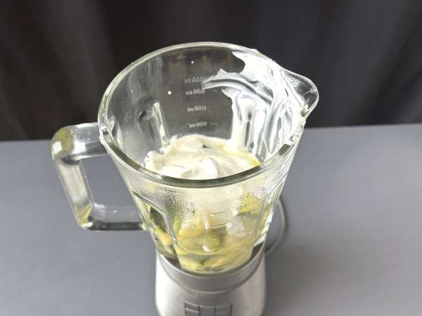 Crema de dovlecei, măr verde și iaurt - gata în 30 de minute - Preparare etapa 5