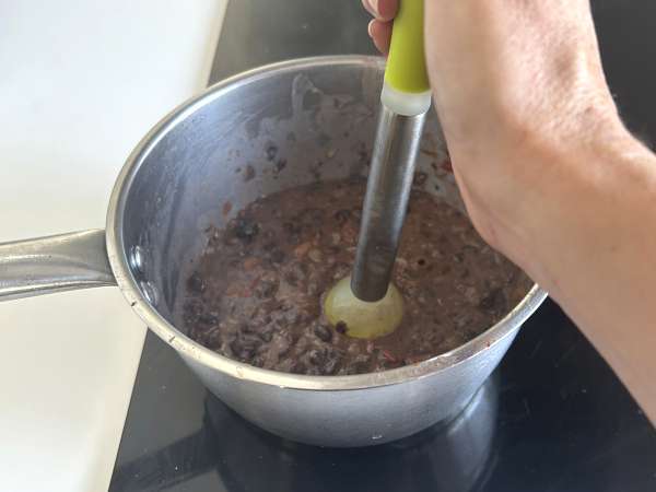 Huevos rancheros: rețeta mexicană iconică și gustoasă - Preparare etapa 7