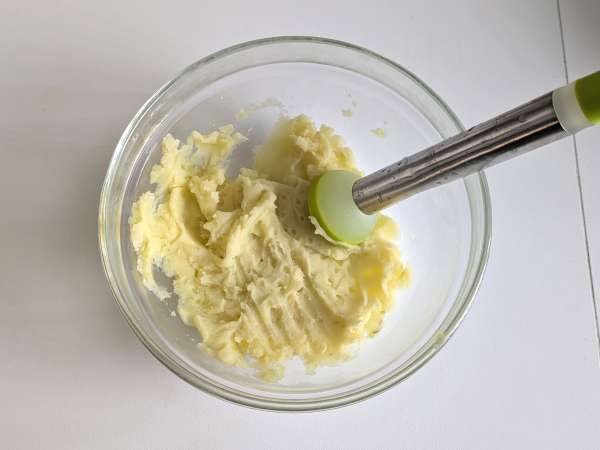 Gnocchi de casă din dovleac: moale, delicat și perfect pentru toamnă! - Preparare etapa 3