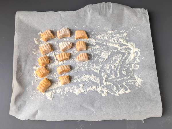 Gnocchi cremoși de dovleac cu Philadelphia și nuci crocante - Preparare etapa 5