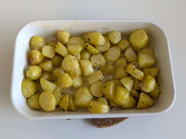 Cartofi cremoși Cacio e Pepe la cuptor: felul de mâncare ușor care îi înnebunește pe toți! - Preparare etapa 7