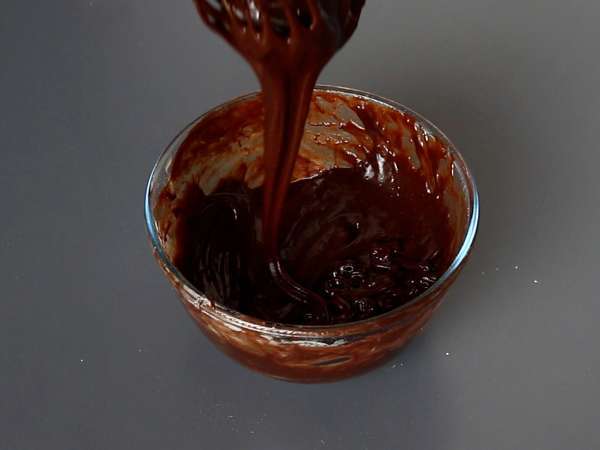 Transformă-ți brownie-ul într-un con de brad, de ciocolată! - Preparare etapa 2