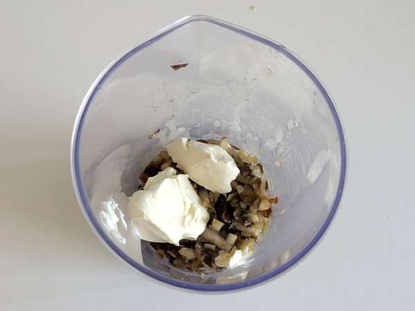 Paste cremoase cu radicchio, bacon crocant și nuci: rețetă rapidă și irezistibilă - Preparare etapa 4