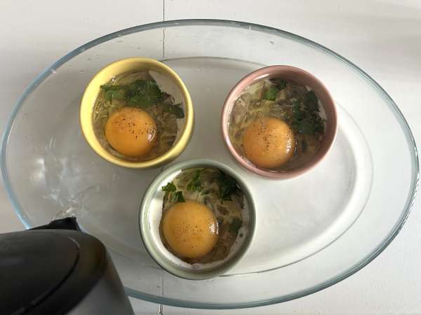 Ouă cocotte cu ciuperci: rețeta rapidă și ultra-confortabilă! - Preparare etapa 9