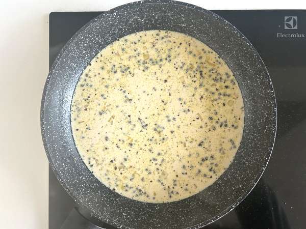 Sos de piper făcut în casă: cremos, parfumat și super-ușor! - Preparare etapa 5