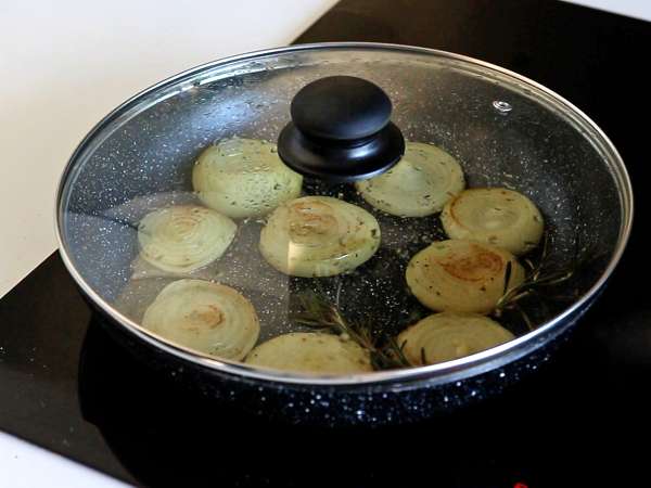 Tarte tatin cu ceapă - Preparare etapa 3