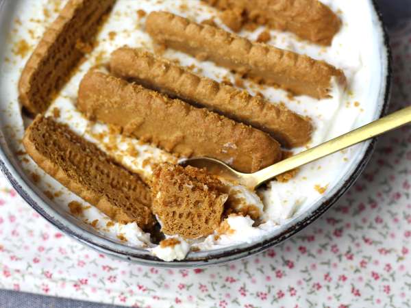 Faimosul cheesecake japonez super-ușor cu doar 2 ingrediente - Preparare etapa 3