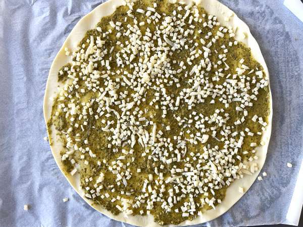 Mozzarella și pesto in foitaj la Air Fryer, gata în 15 minute! - Preparare etapa 2