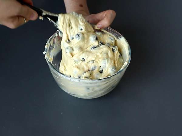 Blueberry crumble cake - Preparare etapa 6