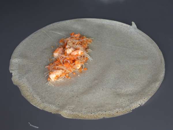 Rulouri cu creveți în Air fryer - Preparare etapa 5