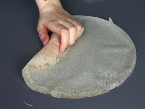 Rulouri cu creveți în Air fryer - Preparare etapa 6