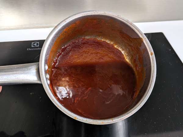 Chifteluțe în friteuza cu aer cu sos de grătar dulce și acru: rețetă ușoară și gustoasă - Preparare etapa 3