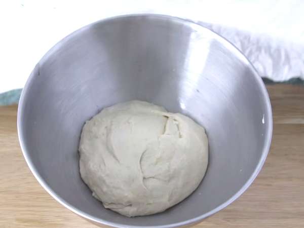 Pizza Margherita ca in Italia - Preparare etapa 5