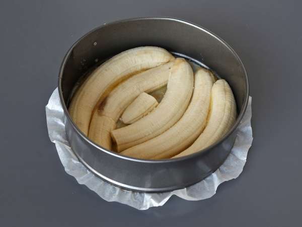 Tort de banane răsturnat - Preparare etapa 2