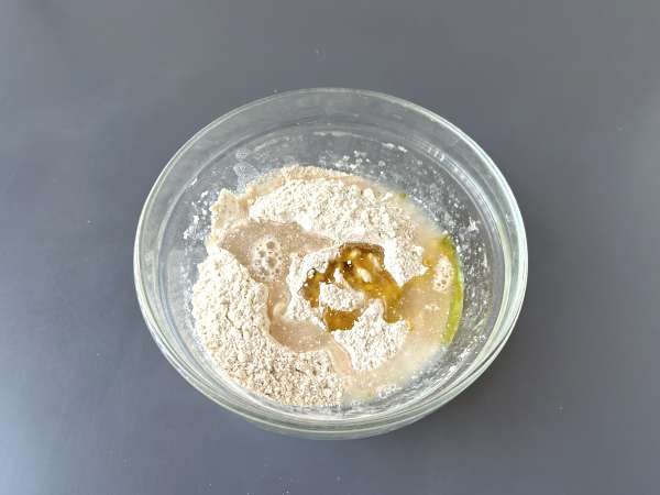 Grisine de casă cu plante aromatice: ușor de făcut și super crocante! - Preparare etapa 2