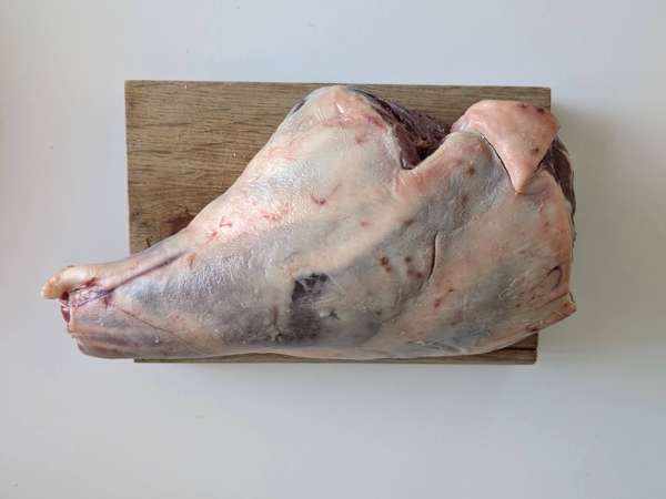 Pulpă de miel la cuptor: rețeta ultra-ușoară - Preparare etapa 1