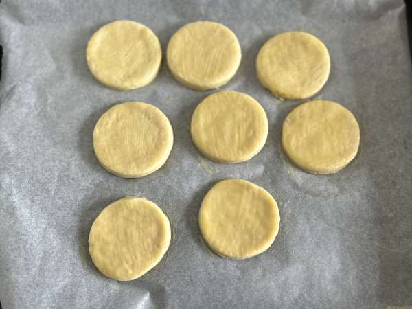 Shortcake cu căpșune, shortcake-ul american cu cremă de căpșune care nu dă greș niciodată - Preparare etapa 5