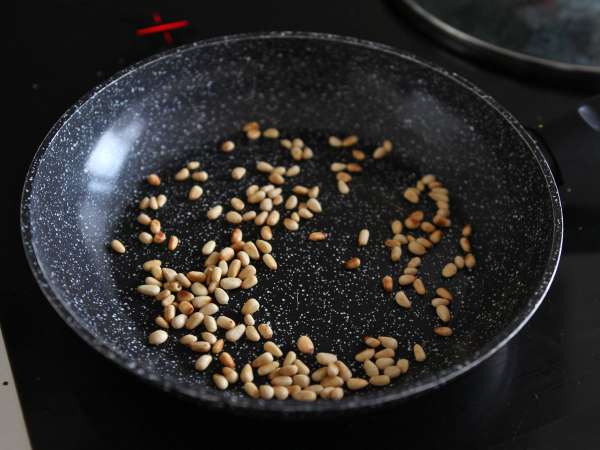 Salată de paste Orzo cu somon și dovlecel - Preparare etapa 6